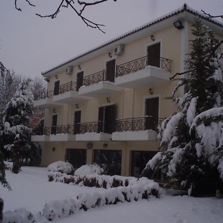 Aroanios Hotel Kleitoria Eksteriør billede